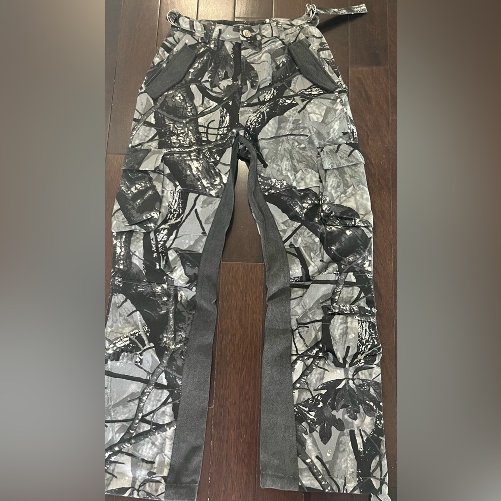 COPY - COPY - Maniere De Voir Camo cargo pants